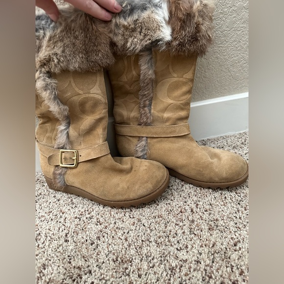 Coach boots with fur - Picture 3 of 3
